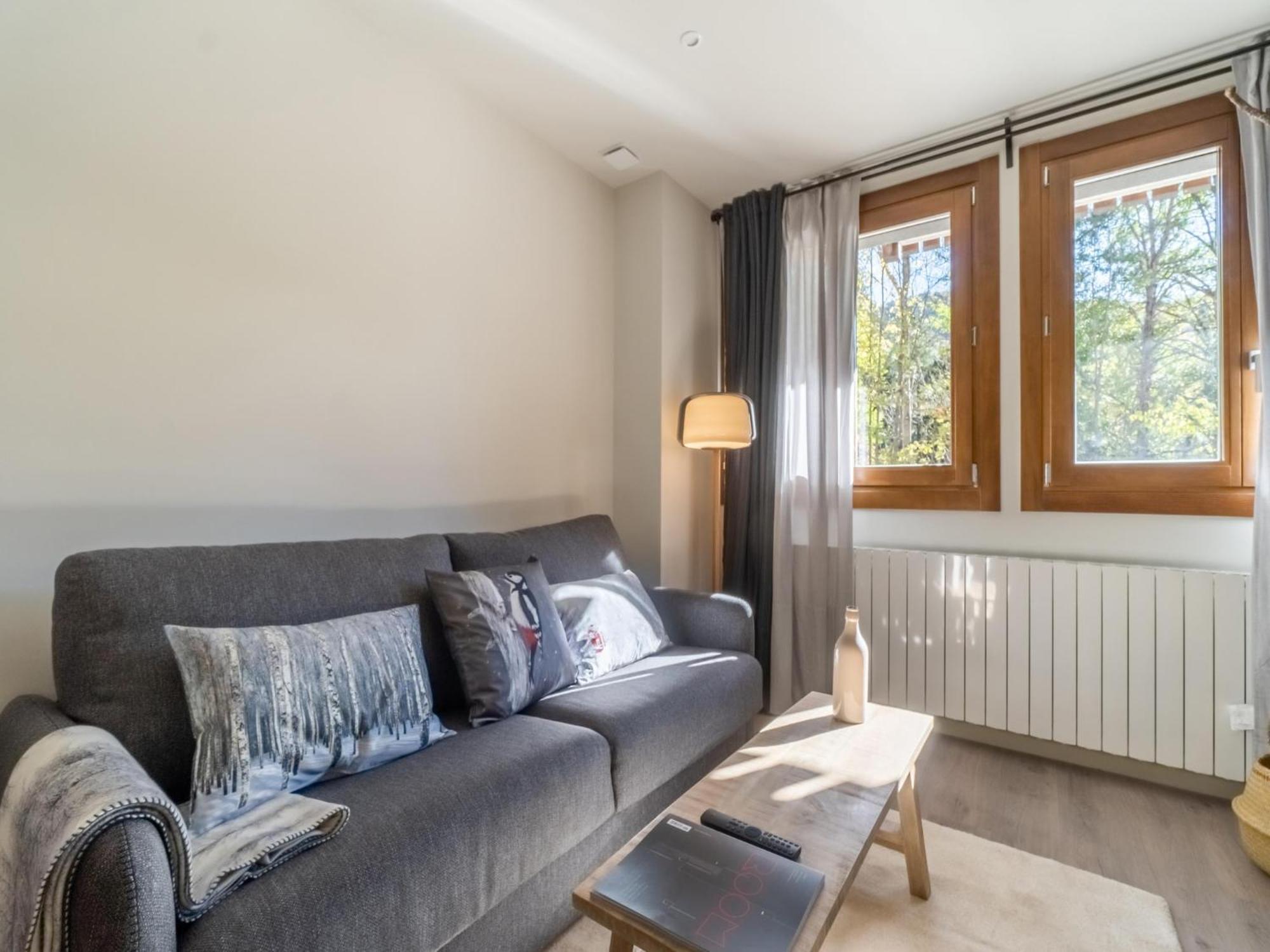 Natusliving Benasque E Apartment Bagian luar foto