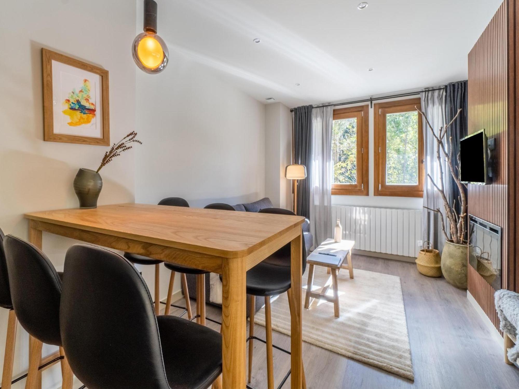 Natusliving Benasque E Apartment Bagian luar foto